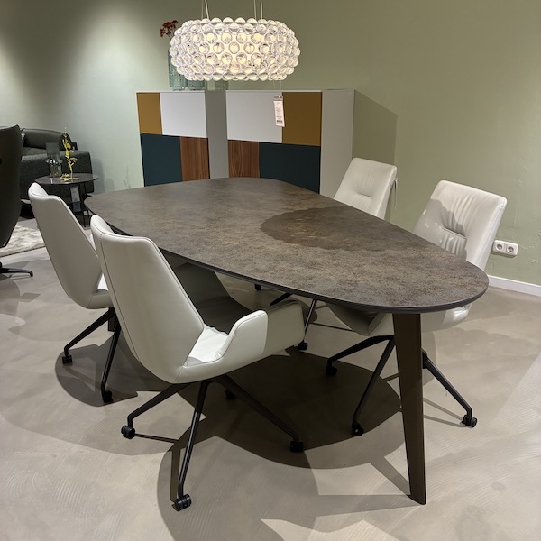 Leolux Mime Twist eetkamerstoelen set